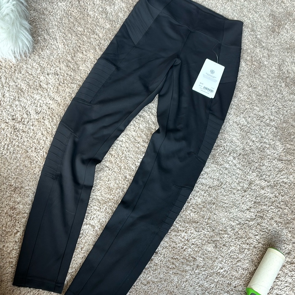NWT black Athleta moto tights